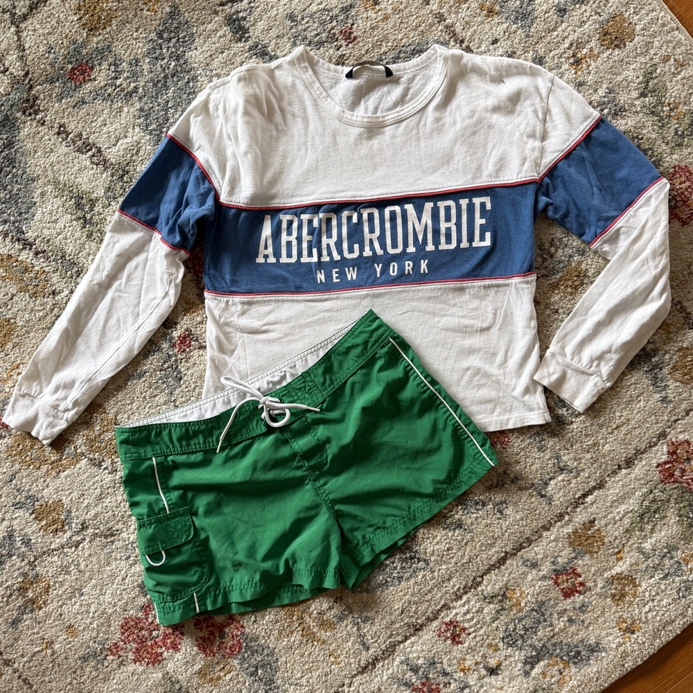 Vintage Y2K Set- M Abercrombie Long Sleeve tee with 9 O’Neill board Shorts